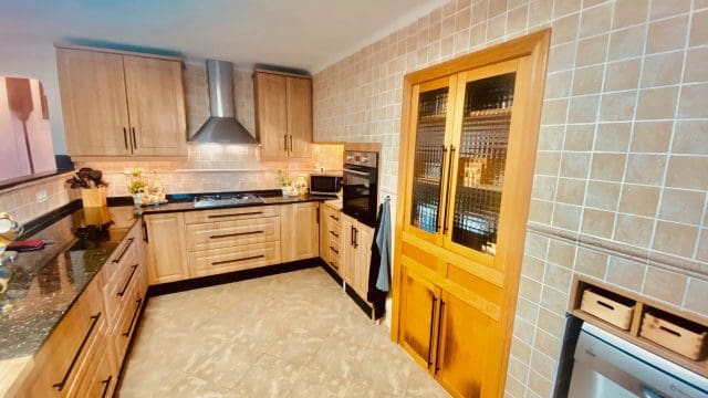 Finka/Dom wiejski na sprzedaż w La Romana z basenem garażem - 575 000 € (Ref: 9729769)