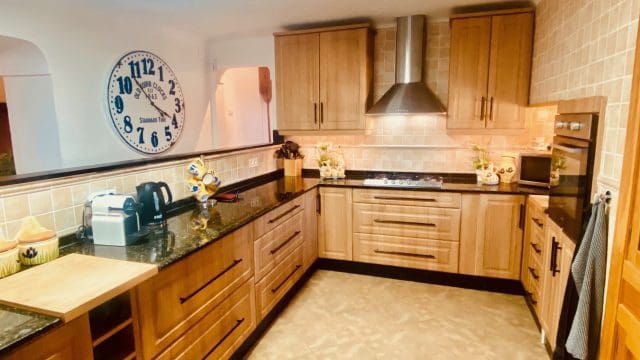 Finka/Dom wiejski na sprzedaż w La Romana z basenem garażem - 575 000 € (Ref: 9729769)