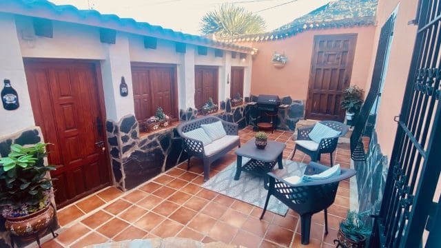 Finka/Dom wiejski na sprzedaż w La Romana z basenem garażem - 575 000 € (Ref: 9729769)