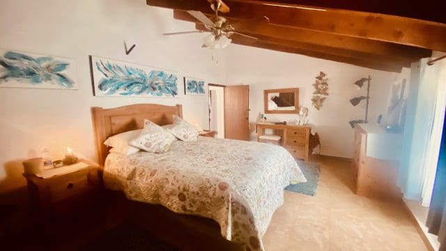 Finka/Dom wiejski na sprzedaż w La Romana z basenem garażem - 575 000 € (Ref: 9729769)