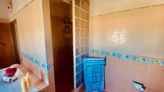 Finka/Dom wiejski na sprzedaż w La Romana z basenem garażem - 575 000 € (Ref: 9729769)