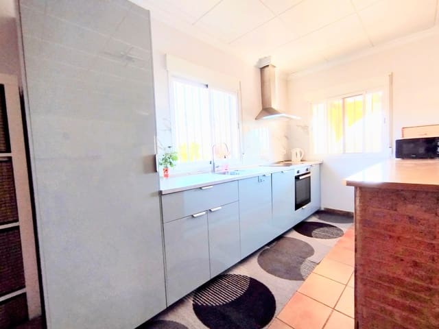 Finca/Casa Rural en Caudete en venta con piscina garaje - 169.995 € (Ref: 9740264)