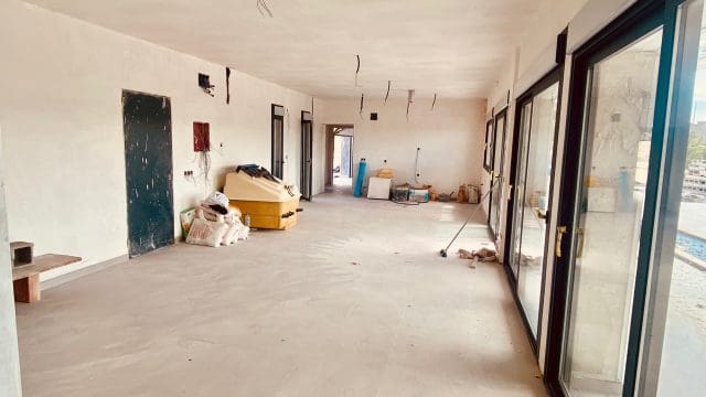 3 makuuhuone Huvila myytävänä paikassa Macisvenda, Abanilla mukana uima-altaan 
autotalli - 449 500 € (Ref: 9802911)