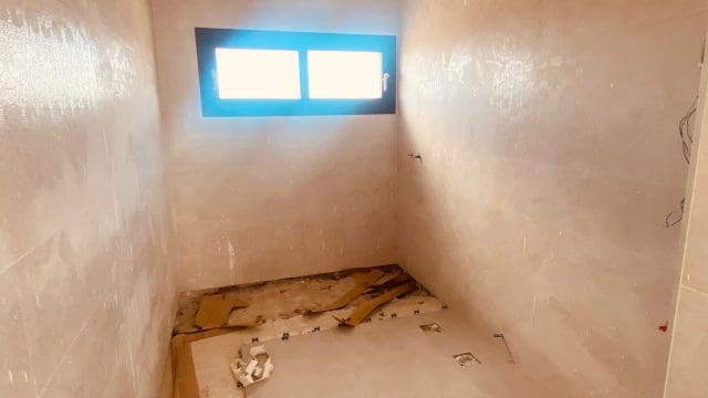 3 makuuhuone Huvila myytävänä paikassa Macisvenda mukana uima-altaan 
autotalli - 449 500 € (Ref: 9802911)