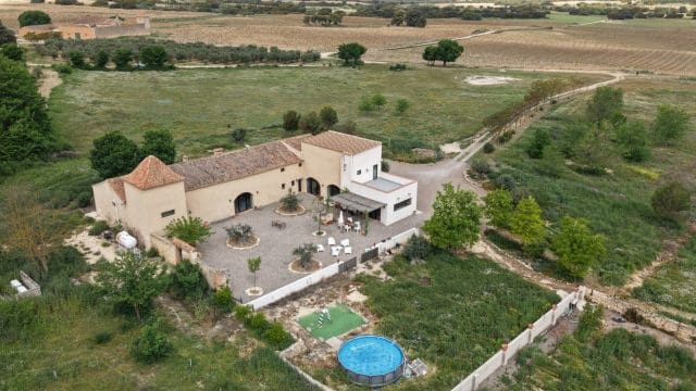 5 bedroom Finca/Country House for sale in Almansa with pool - € 799,000 (Ref: 9838612)