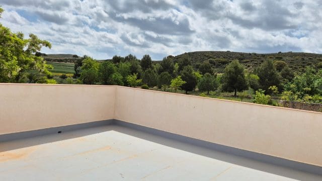 5 bedroom Finca/Country House for sale in Almansa with pool - € 799,000 (Ref: 9838612)