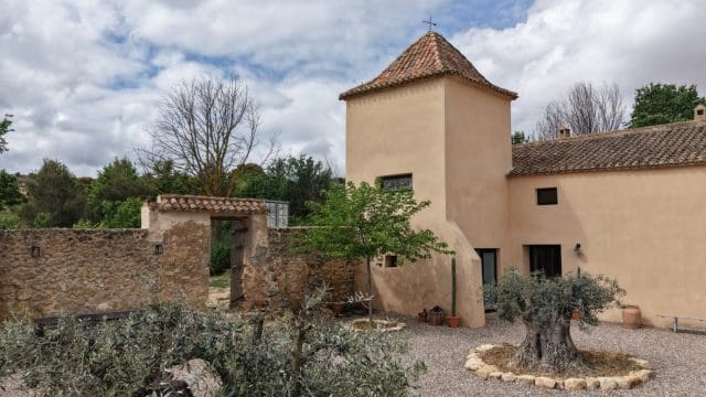 5 bedroom Finca/Country House for sale in Almansa with pool - € 799,000 (Ref: 9838612)