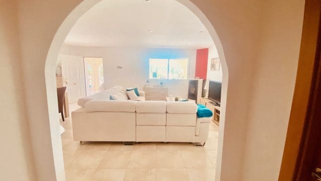 4 bedroom Villa for sale in Macisvenda with pool garage - € 479,000 (Ref: 9838616)