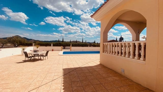 4 bedroom Villa for sale in Macisvenda with pool garage - € 479,000 (Ref: 9838616)