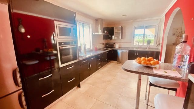 4 bedroom Villa for sale in Macisvenda with pool garage - € 479,000 (Ref: 9838616)