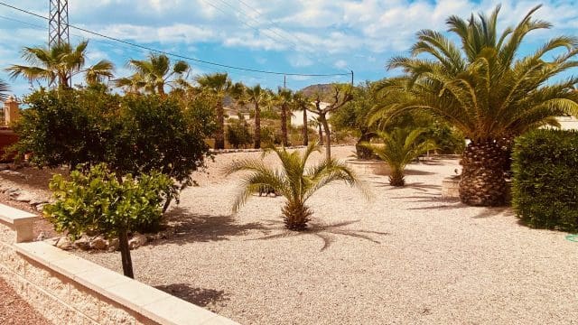 4 soveværelse Villa til salg i Macisvenda med swimmingpool garage - € 475.000 (Ref: 9838713)