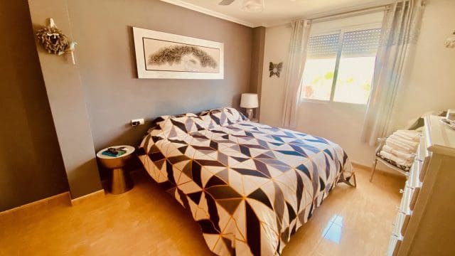 4 soveværelse Villa til salg i Macisvenda med swimmingpool garage - € 475.000 (Ref: 9838713)