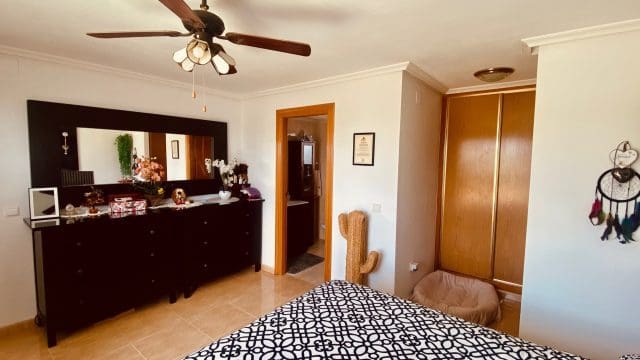 4 soveværelse Villa til salg i Macisvenda med swimmingpool garage - € 475.000 (Ref: 9838713)
