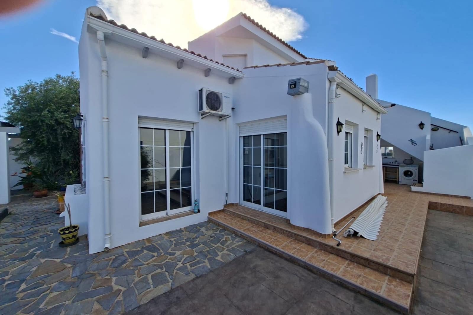 3 bedroom Villa for sale in Fortuna with pool - € 269,500 (Ref: 9838715)