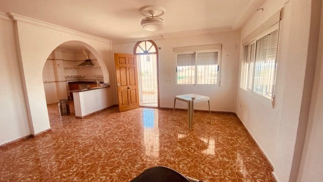 3 bedroom Villa for sale in Fortuna with pool - € 296,500 (Ref: 9839745)