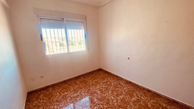 3 bedroom Villa for sale in Fortuna with pool - € 296,500 (Ref: 9839745)