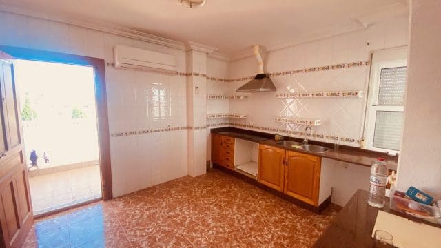 3 bedroom Villa for sale in Fortuna with pool - € 296,500 (Ref: 9839745)