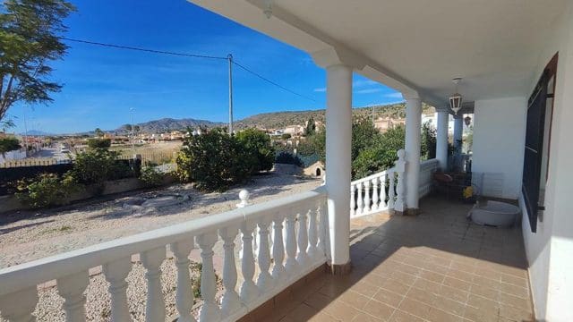 3 soveværelse Villa til salg i Fortuna med swimmingpool - € 296.500 (Ref: 9839745)