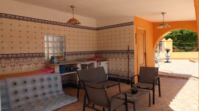 5 bedroom Finca/Country House for sale in Hondon de las Nieves with pool - € 399,500 (Ref: 9839770)