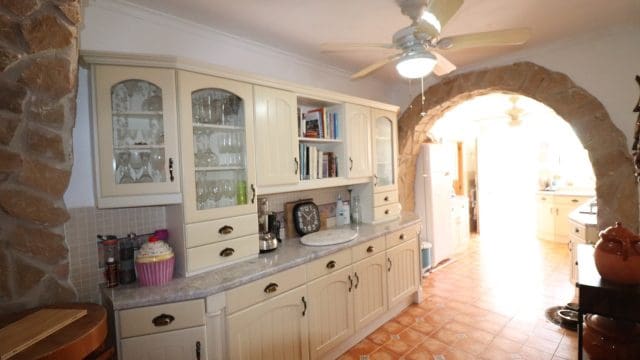 5 bedroom Finca/Country House for sale in Hondon de las Nieves with pool - € 399,500 (Ref: 9839770)