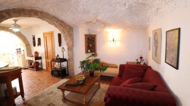 5 bedroom Finca/Country House for sale in Hondon de las Nieves with pool - € 399,500 (Ref: 9839770)