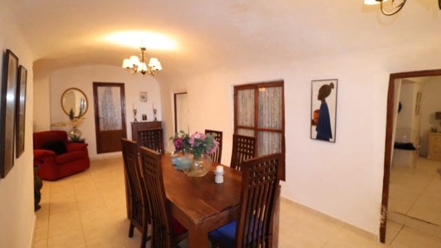 5 bedroom Finca/Country House for sale in Hondon de las Nieves with pool - € 399,500 (Ref: 9839770)