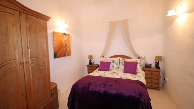 5 bedroom Finca/Country House for sale in Hondon de las Nieves with pool - € 399,500 (Ref: 9839770)