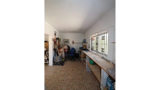 5 bedroom Finca/Country House for sale in Hondon de las Nieves with pool - € 399,500 (Ref: 9839770)