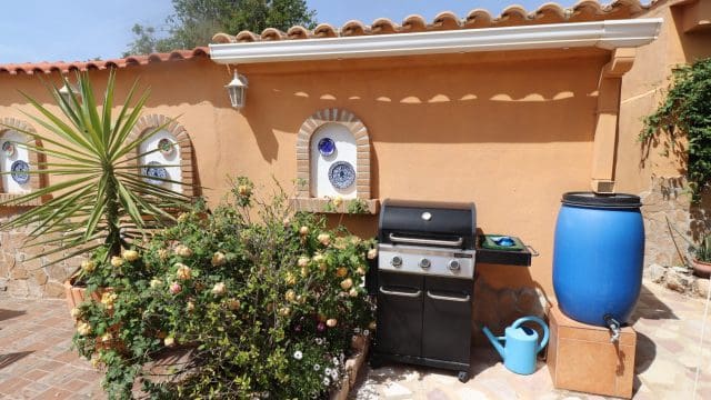 5 bedroom Finca/Country House for sale in Hondon de las Nieves with pool - € 399,500 (Ref: 9839770)