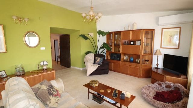 5 bedroom Finca/Country House for sale in Hondon de las Nieves with pool - € 399,500 (Ref: 9839770)