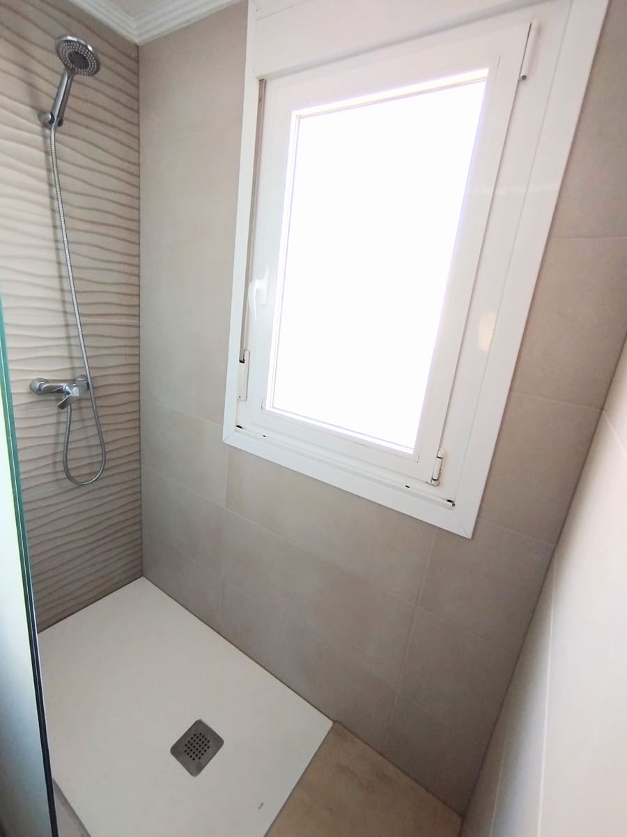 5 soverom Villa til salgs i Hondon de las Nieves med svømmebasseng garasje - € 475 000 (Ref: 9872323)