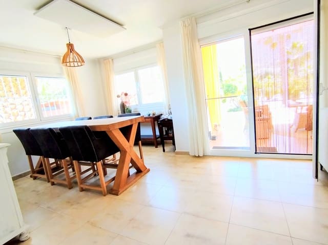 5 soverom Villa til salgs i Hondón de las Nieves med svømmebasseng garasje - € 475 000 (Ref: 9872323)