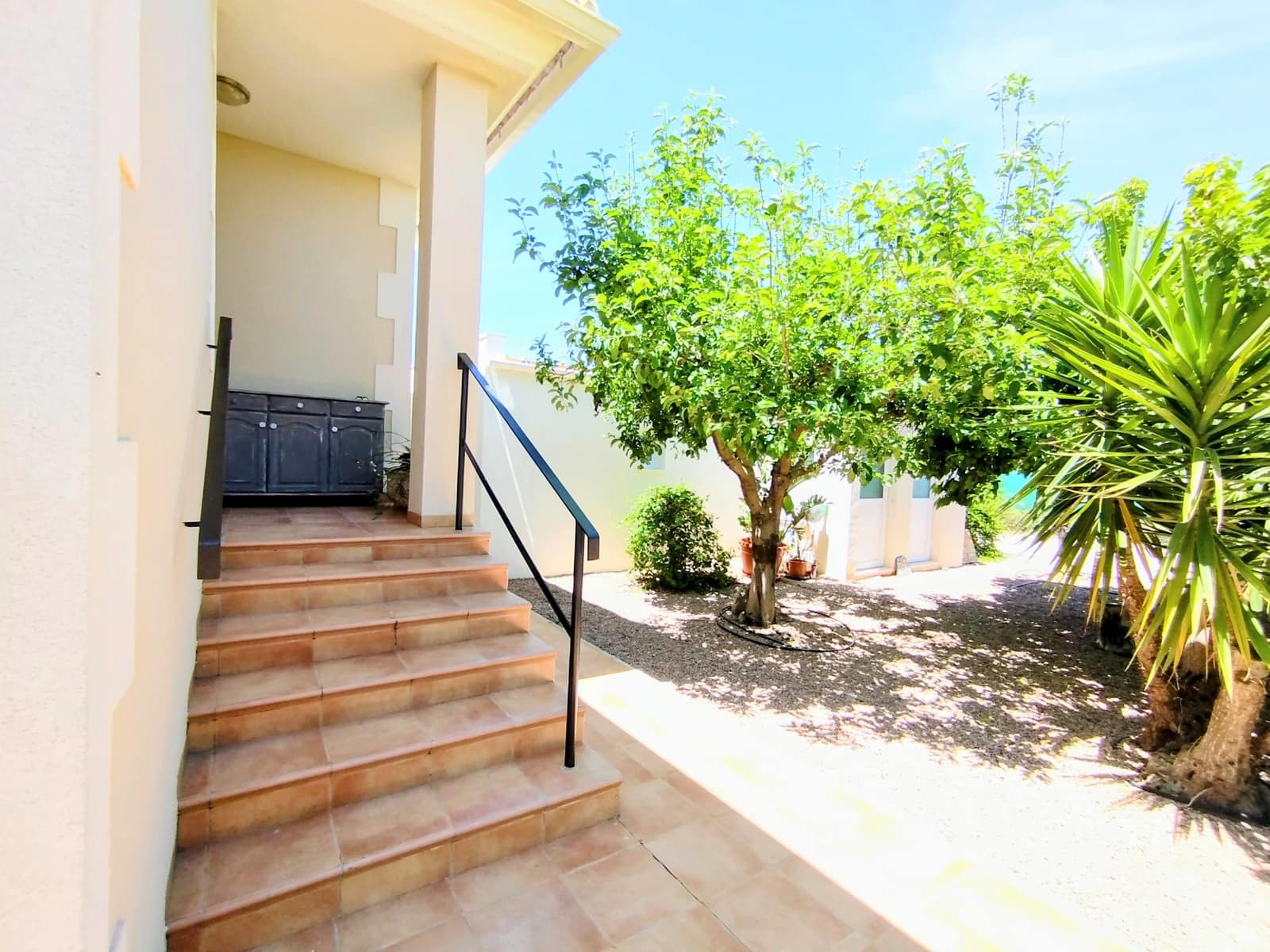 5 soverom Villa til salgs i Hondon de las Nieves med svømmebasseng garasje - € 475 000 (Ref: 9872323)