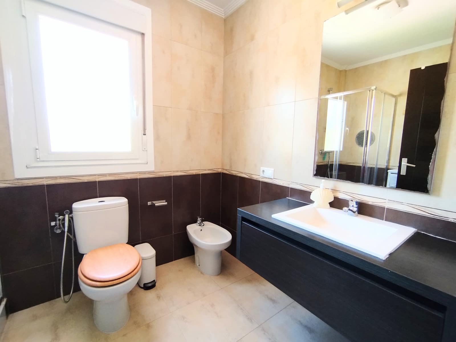 5 soverom Villa til salgs i Hondon de las Nieves med svømmebasseng garasje - € 475 000 (Ref: 9872323)