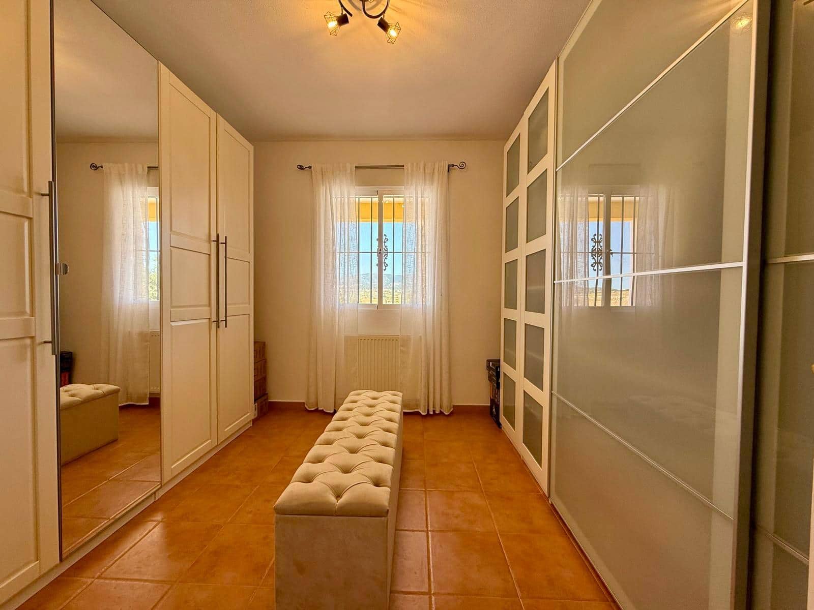 Chalet de 3 habitaciones en Torre del Rico en venta con piscina garaje - 349.995 € (Ref: 9919057)