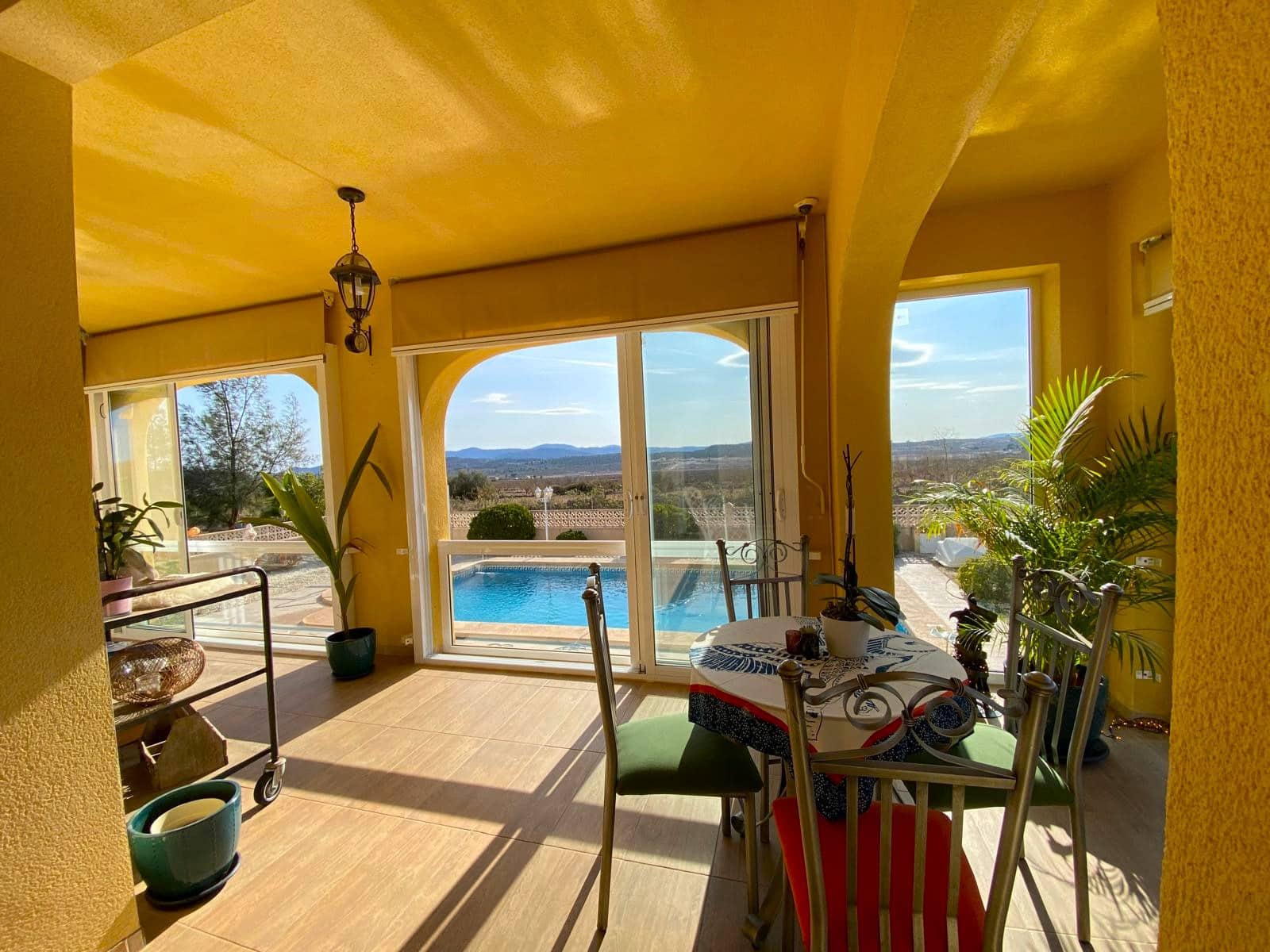 4 soverom Finca/Herregård til salgs i Pinoso med svømmebasseng garasje - € 390 000 (Ref: 9919058)