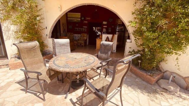 6 bedroom Villa for sale in Barbarroja with pool garage - € 535,000 (Ref: 9919060)
