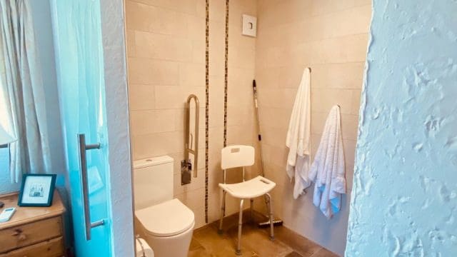6 bedroom Villa for sale in Barbarroja with pool garage - € 535,000 (Ref: 9919060)