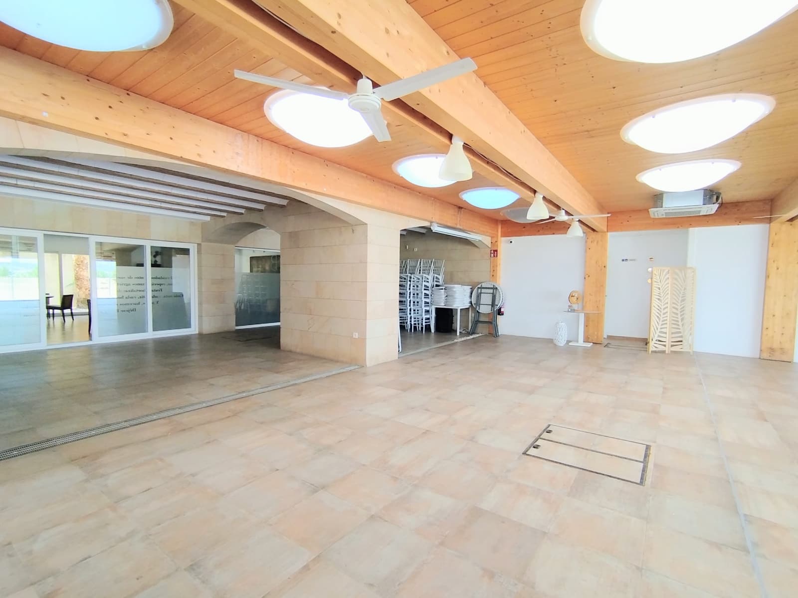 Finca/Casa Rural de 11 habitaciones en Yecla en venta con piscina garaje - 1.700.000 € (Ref: 9980097)