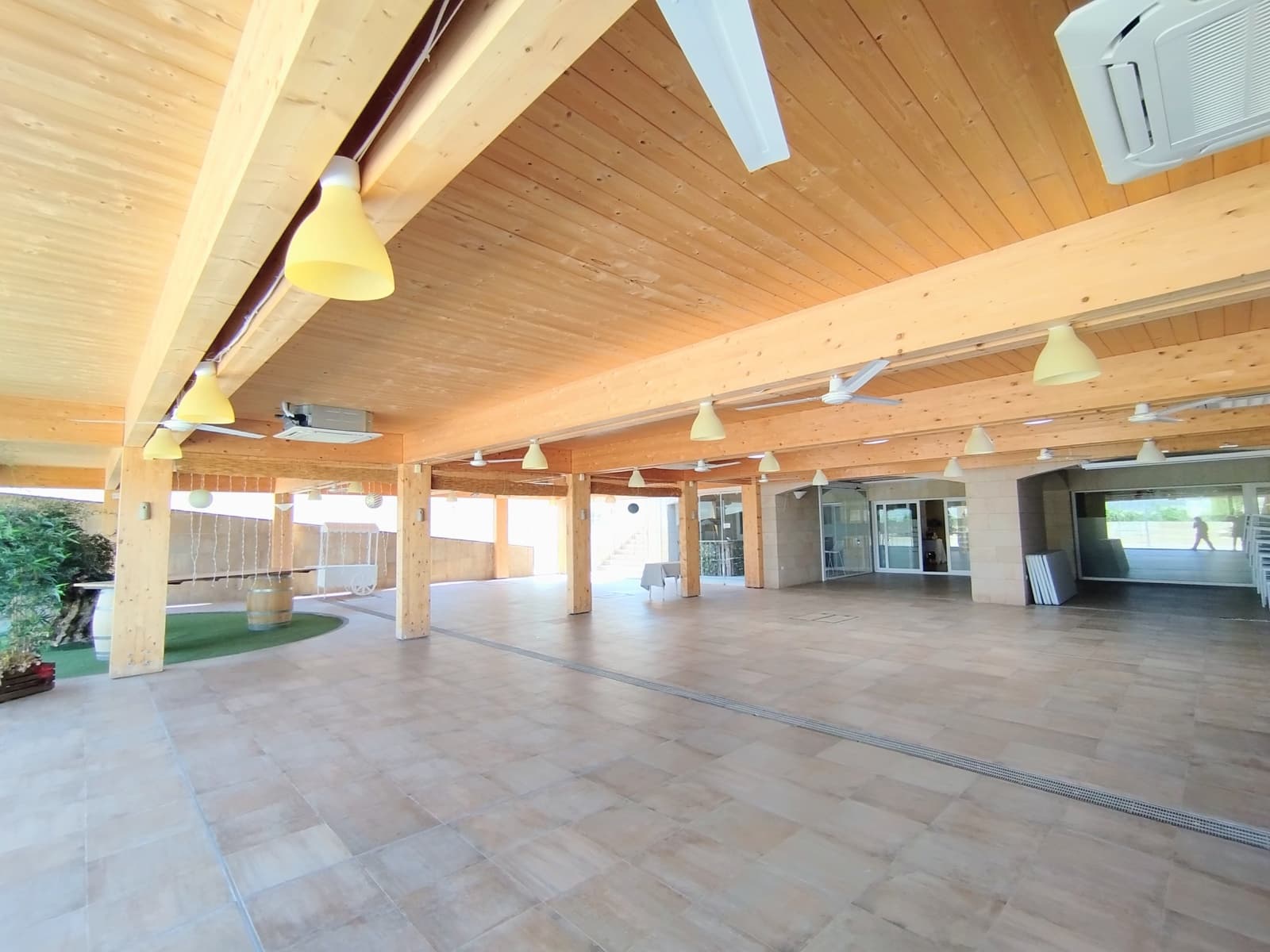 Finca/Casa Rural de 11 habitaciones en Yecla en venta con piscina garaje - 1.700.000 € (Ref: 9980097)