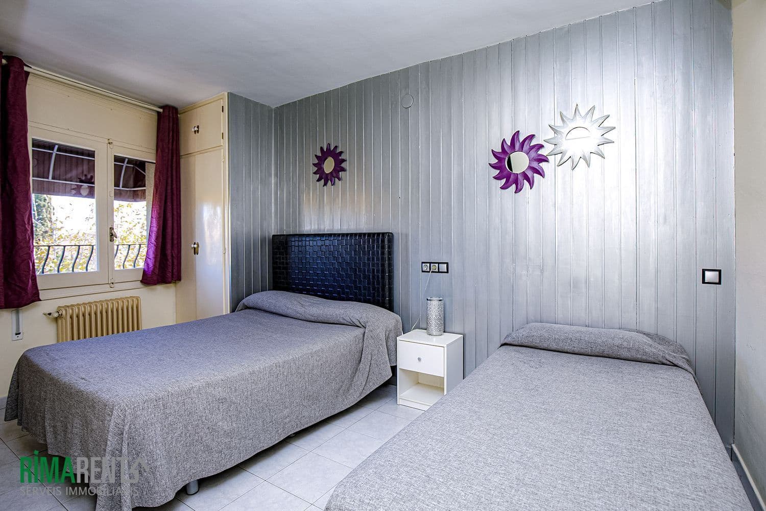 Hotel for sale in Empuriabrava - € 690,000 (Ref: 9483970)