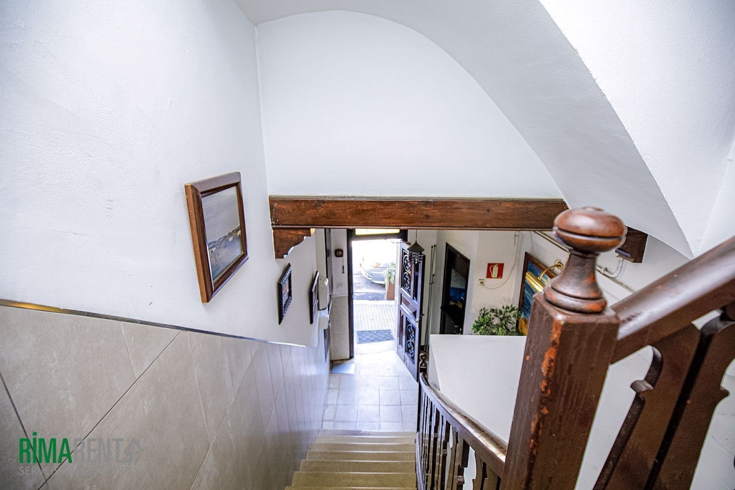 Hotel for sale in Empuriabrava - € 690,000 (Ref: 9483970)