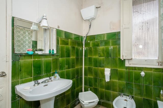 25 soveværelse Villa til salg i Besalú med garage - € 550.000 (Ref: 9483974)