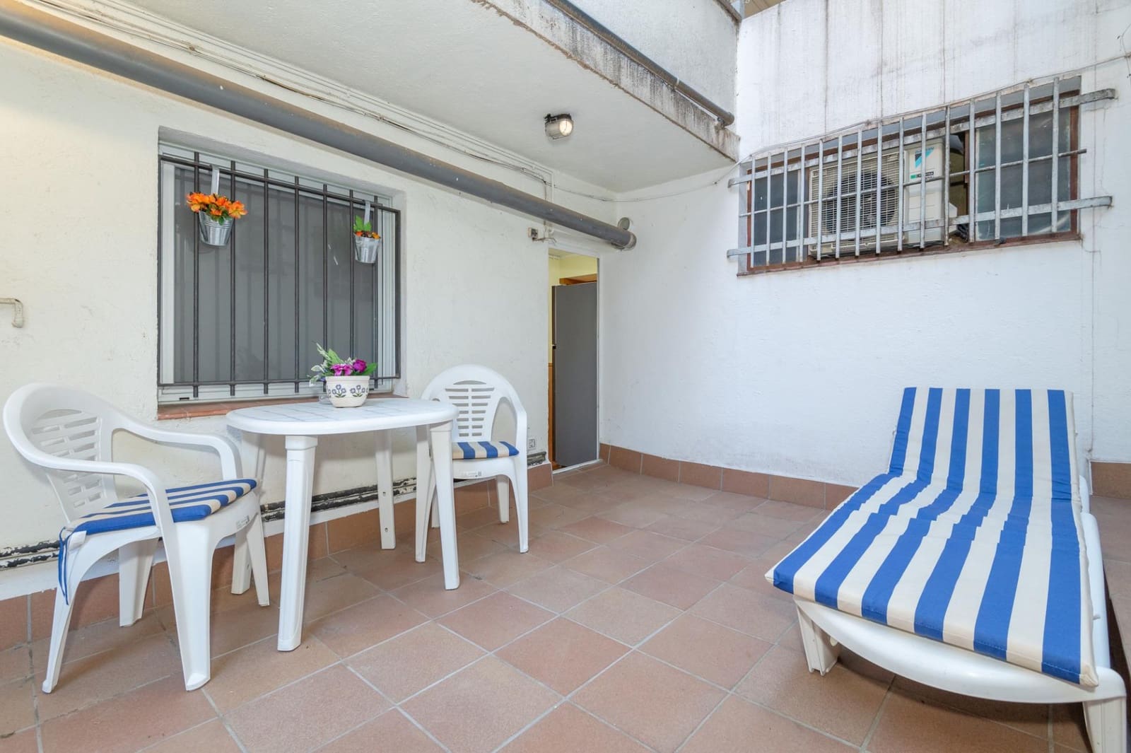 2 bedroom Apartment for rent in Girona city - € 1,500 (Ref: 9483975)
