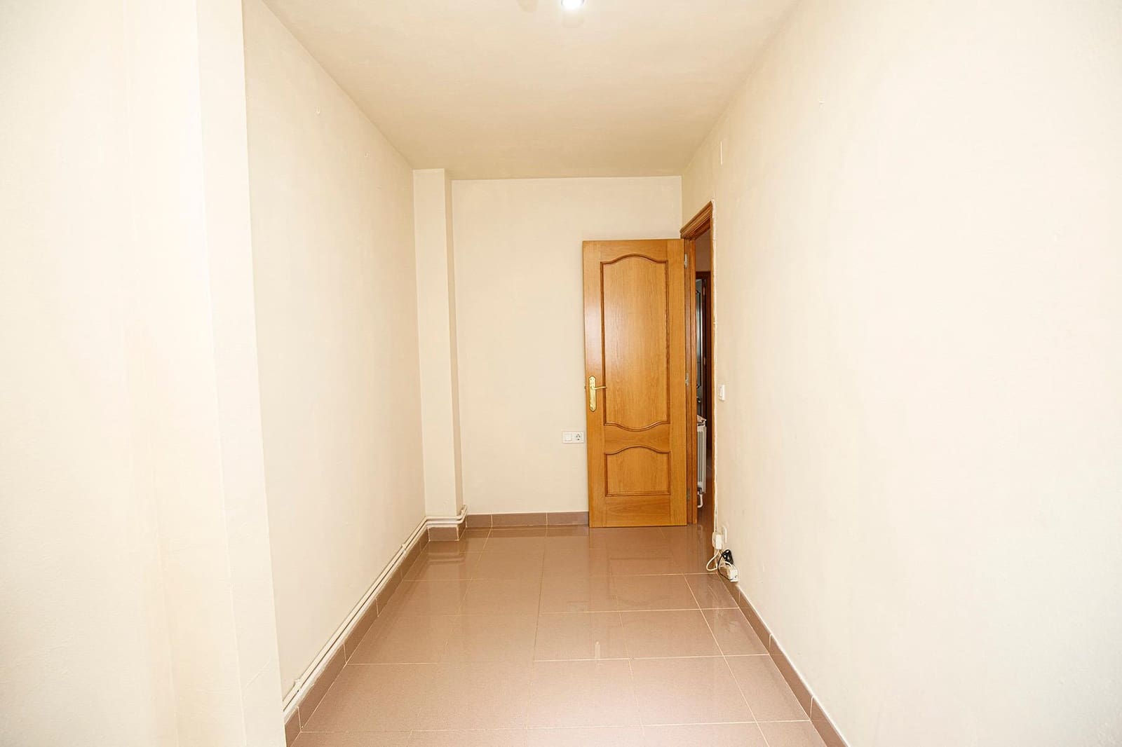 4 soveværelse Byhus til salg i Salt med garage - € 287.200 (Ref: 9483976)