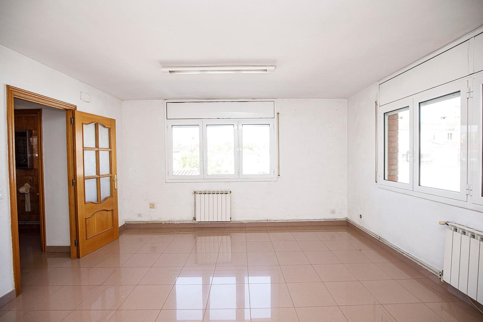 4 soveværelse Byhus til salg i Salt med garage - € 287.200 (Ref: 9483976)