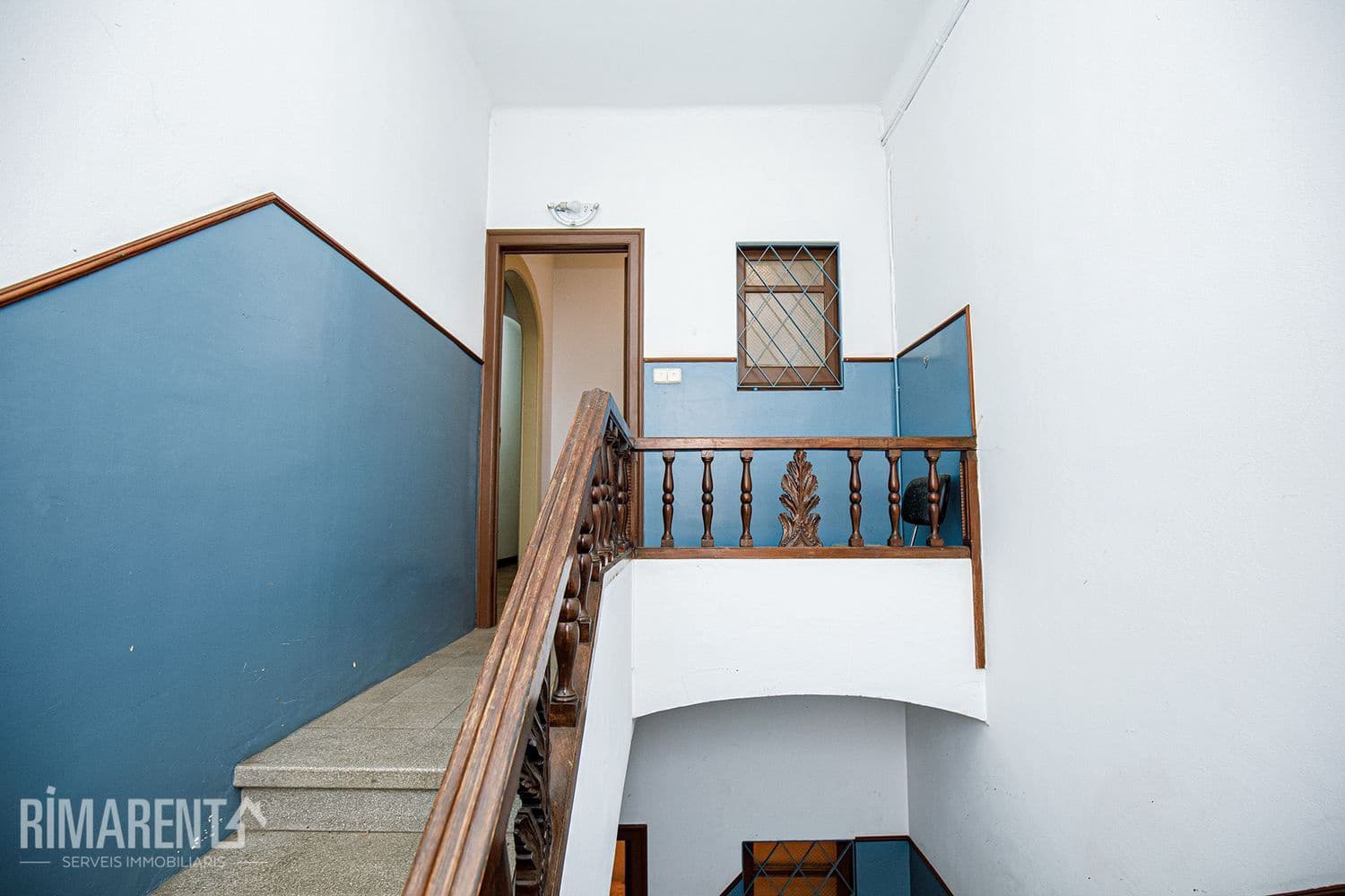 4 soveværelse Villa til salg i Salt med garage - € 620.000 (Ref: 9483979)