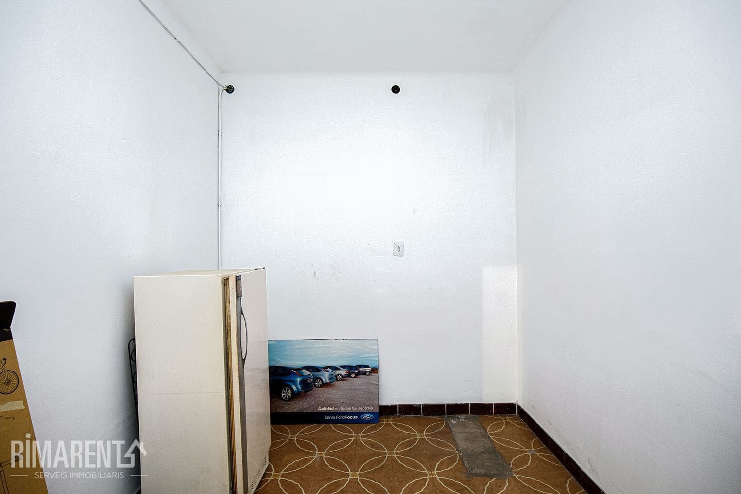 4 soveværelse Villa til salg i Salt med garage - € 620.000 (Ref: 9483979)