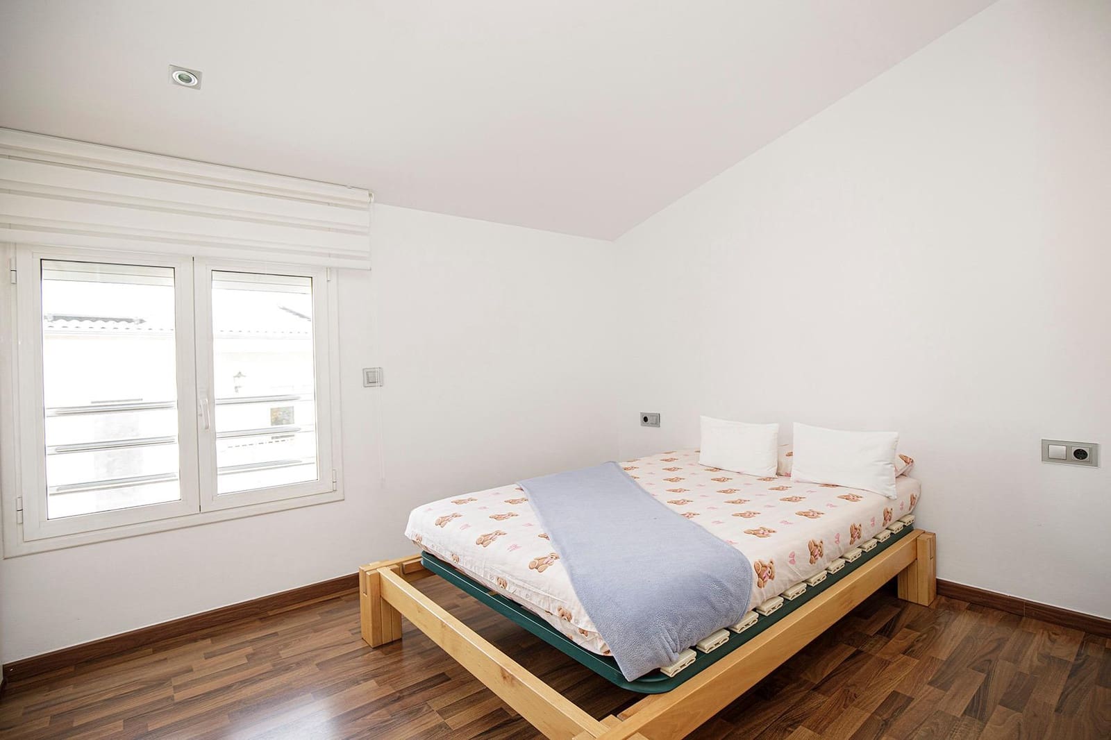 6 chambre Villa/Maison à vendre à Quart avec piscine garage - 675 000 € (Ref: 9483980)