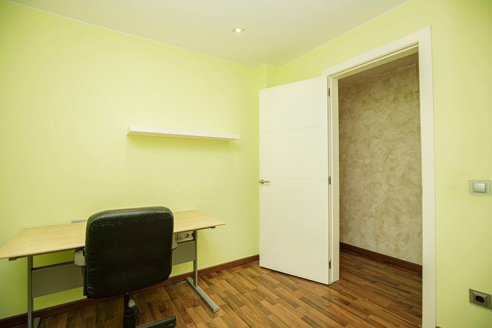 6 chambre Villa/Maison à vendre à Quart avec piscine garage - 675 000 € (Ref: 9483980)